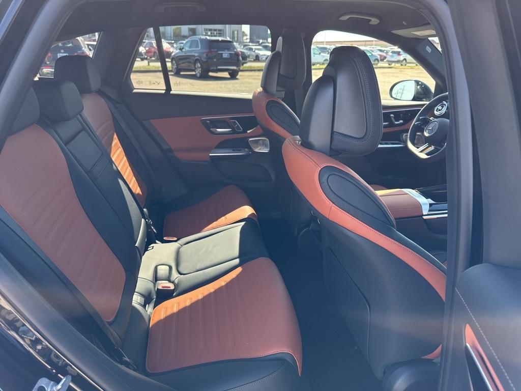 new 2025 Mercedes-Benz GLC 300 car, priced at $63,885