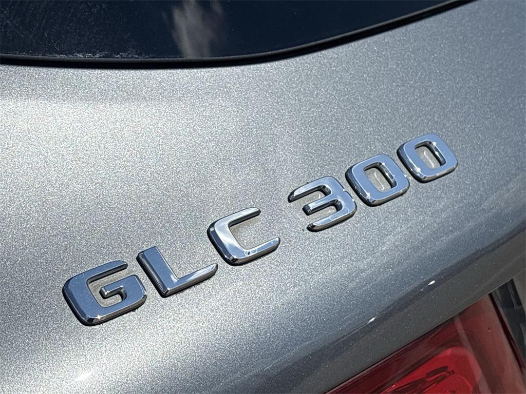 used 2019 Mercedes-Benz GLC 300 car, priced at $18,775