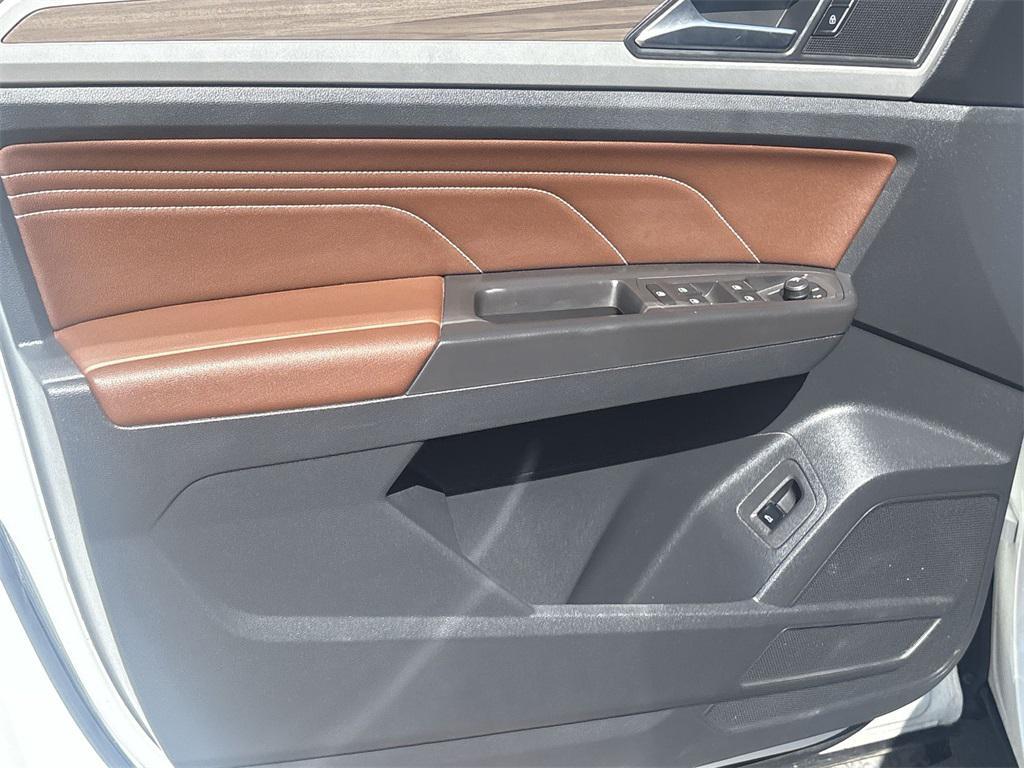used 2023 Volkswagen Atlas car, priced at $33,999