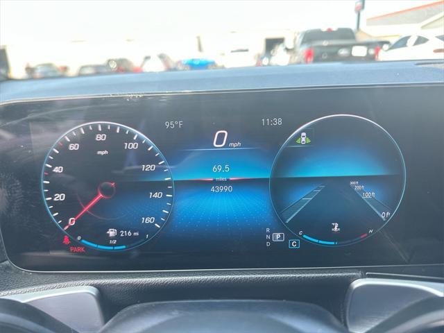 used 2022 Mercedes-Benz GLB 250 car, priced at $27,999