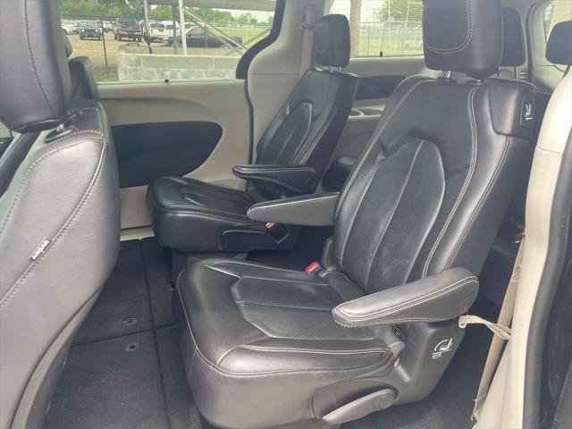 used 2022 Chrysler Pacifica car, priced at $21,899