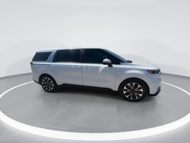 used 2022 Kia Carnival car, priced at $27,899