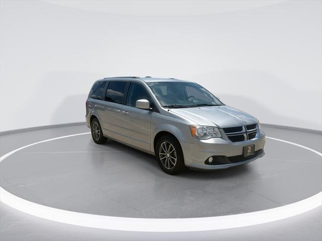 used 2017 Dodge Grand Caravan car, priced at $9,999
