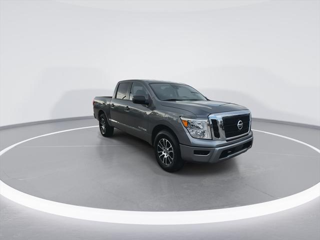 used 2023 Nissan Titan car, priced at $33,893