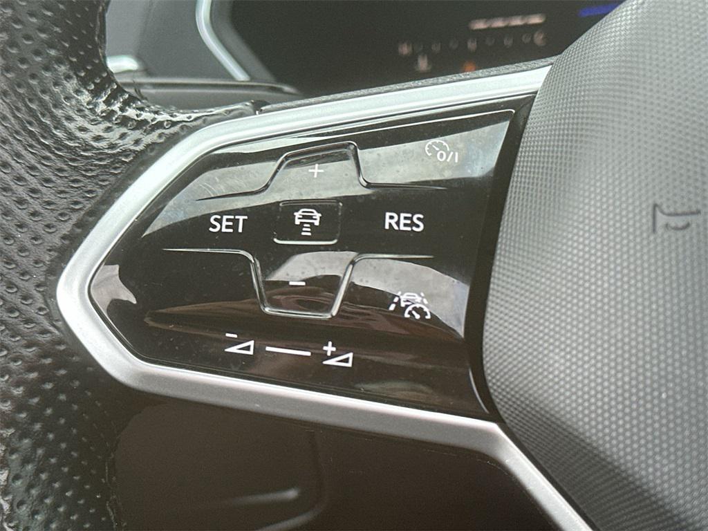 used 2022 Volkswagen Tiguan car, priced at $21,399