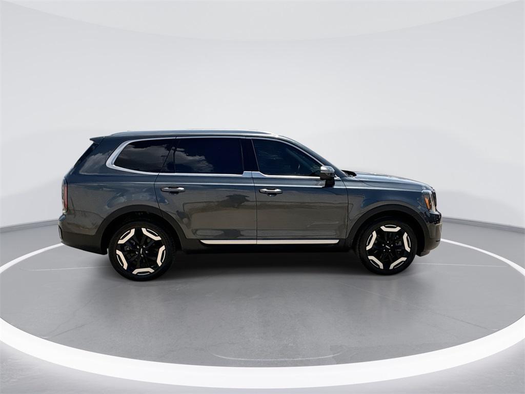 used 2024 Kia Telluride car, priced at $36,450