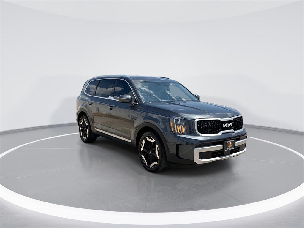 used 2024 Kia Telluride car, priced at $36,450