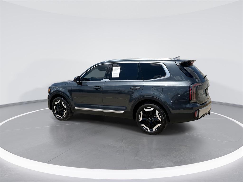 used 2024 Kia Telluride car, priced at $36,450