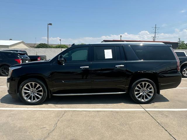 used 2020 Cadillac Escalade ESV car, priced at $33,599