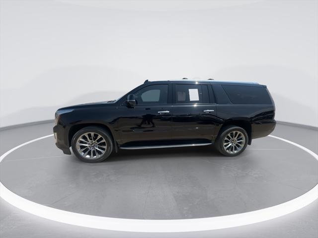 used 2020 Cadillac Escalade ESV car, priced at $33,599