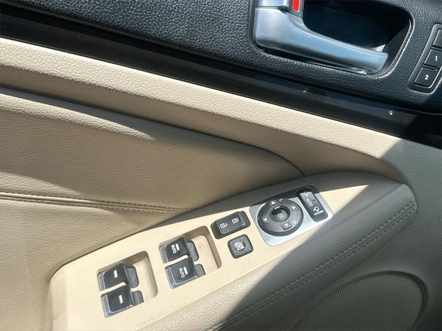 used 2016 Kia Cadenza car, priced at $8,999
