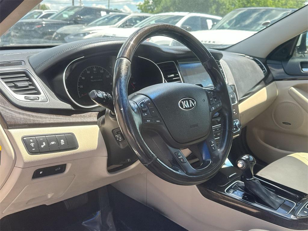 used 2016 Kia Cadenza car, priced at $6,696