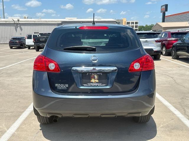 used 2015 Nissan Rogue Select car, priced at $9,998