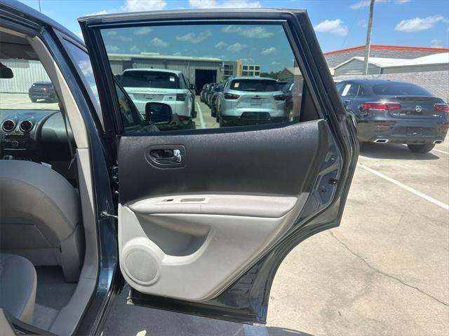 used 2015 Nissan Rogue Select car, priced at $9,998