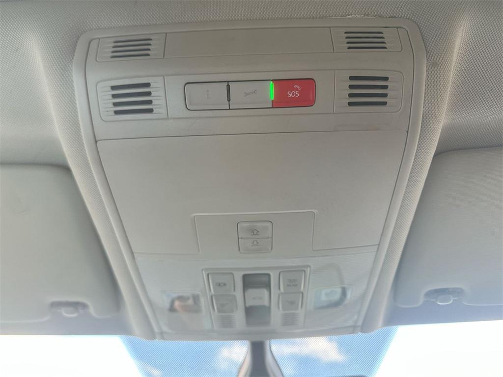 used 2021 Volkswagen Tiguan car, priced at $17,999