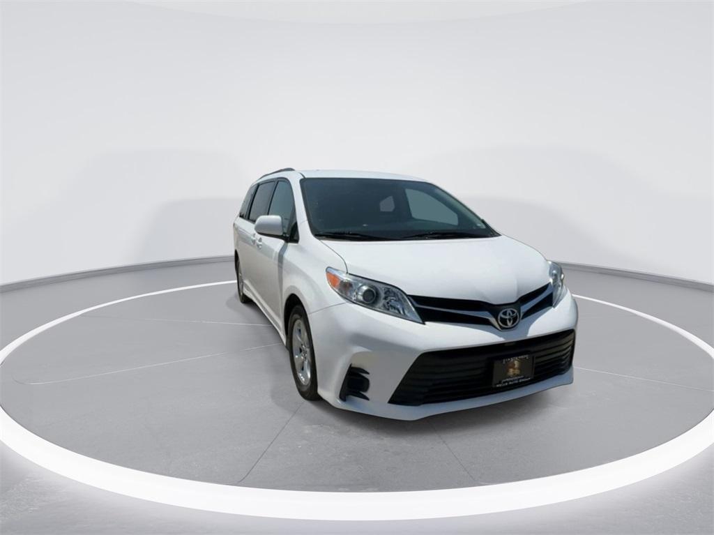 used 2018 Toyota Sienna car, priced at $26,777