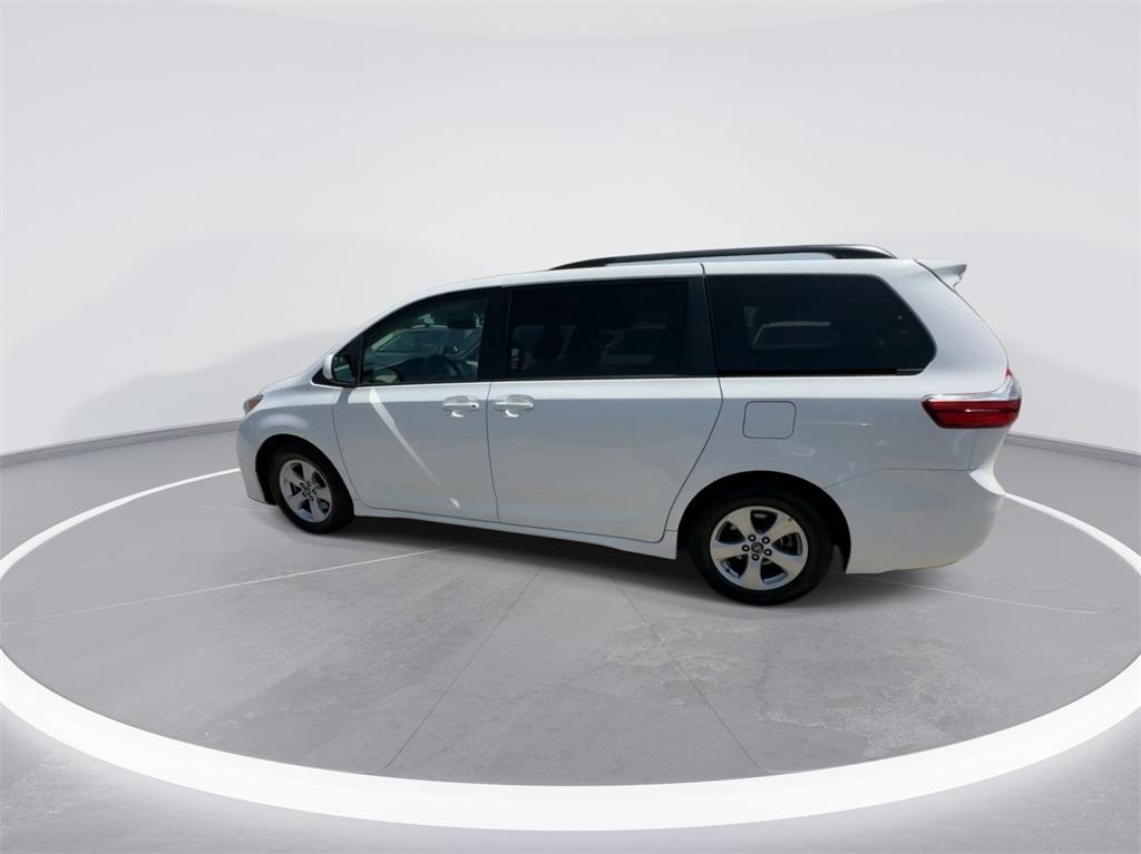 used 2018 Toyota Sienna car, priced at $26,777