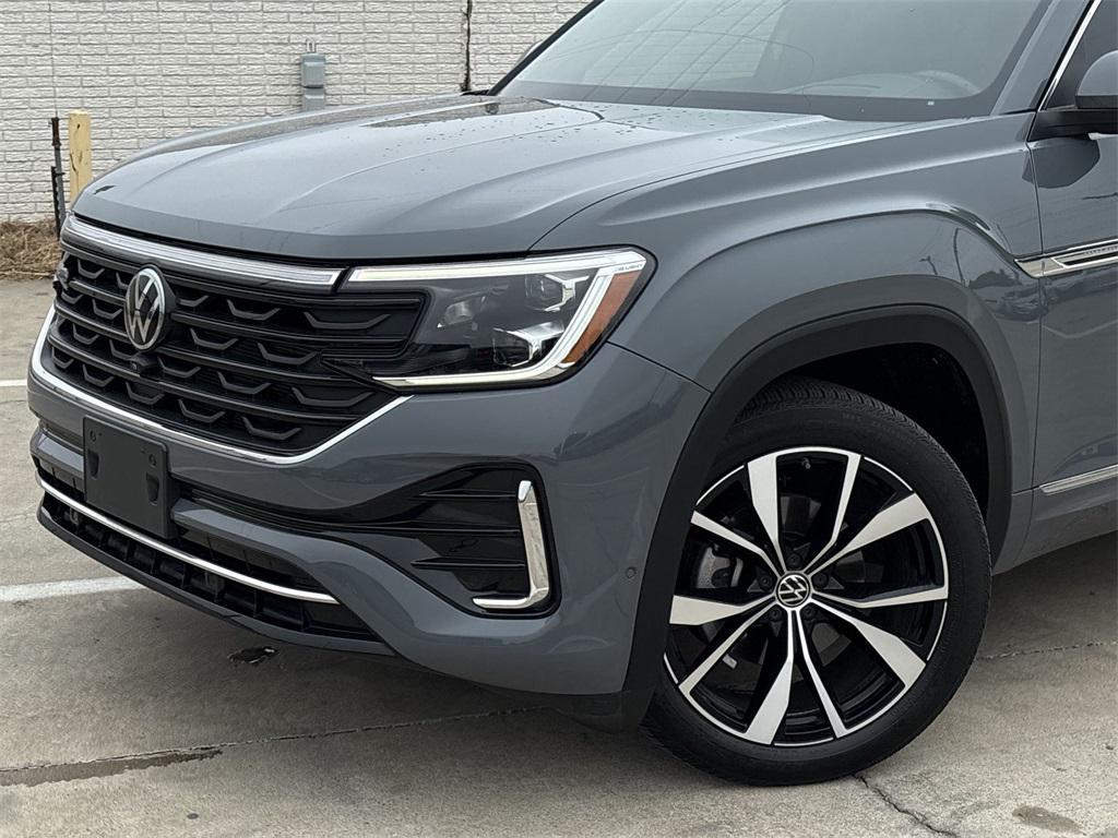 used 2024 Volkswagen Atlas Cross Sport car, priced at $39,699