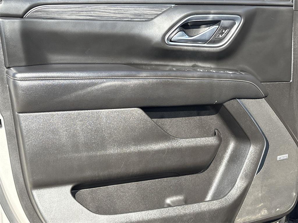 used 2021 GMC Yukon car, priced at $43,499