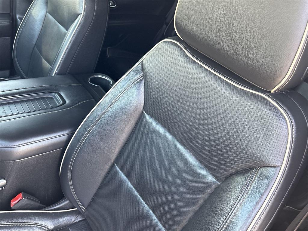 used 2021 GMC Yukon car, priced at $43,499