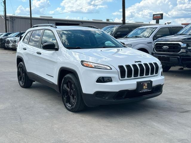 used 2017 Jeep Cherokee car, priced at $15,494