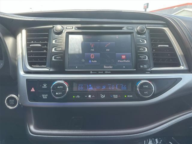 used 2018 Toyota Highlander car, priced at $23,735
