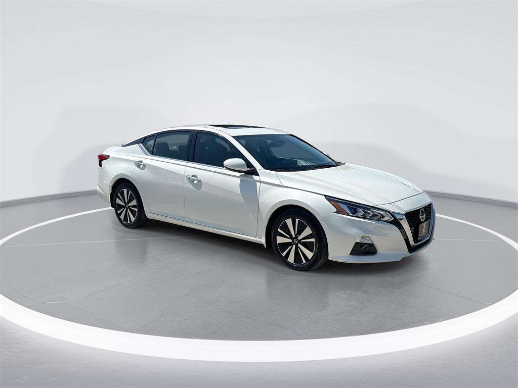 used 2021 Nissan Altima car, priced at $18,499