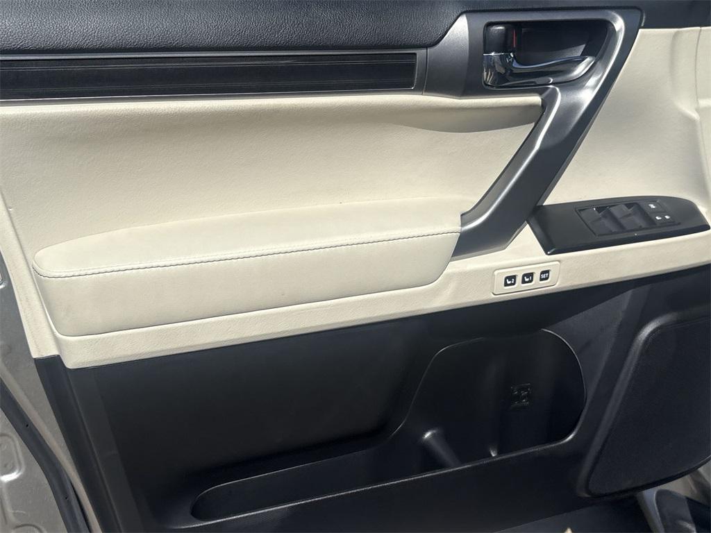 used 2023 Lexus GX 460 car, priced at $58,499