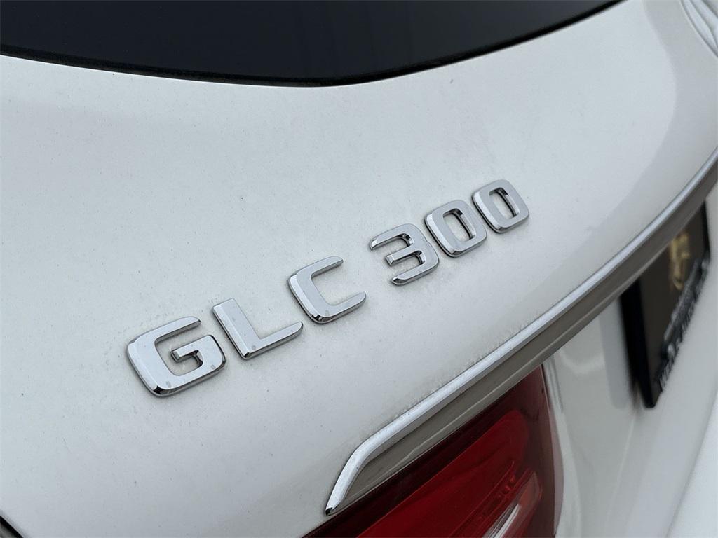 used 2019 Mercedes-Benz GLC 300 car, priced at $20,999