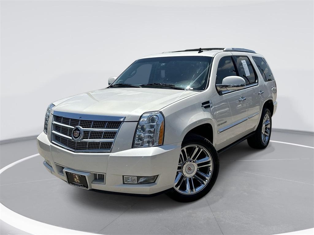 used 2013 Cadillac Escalade car, priced at $18,938