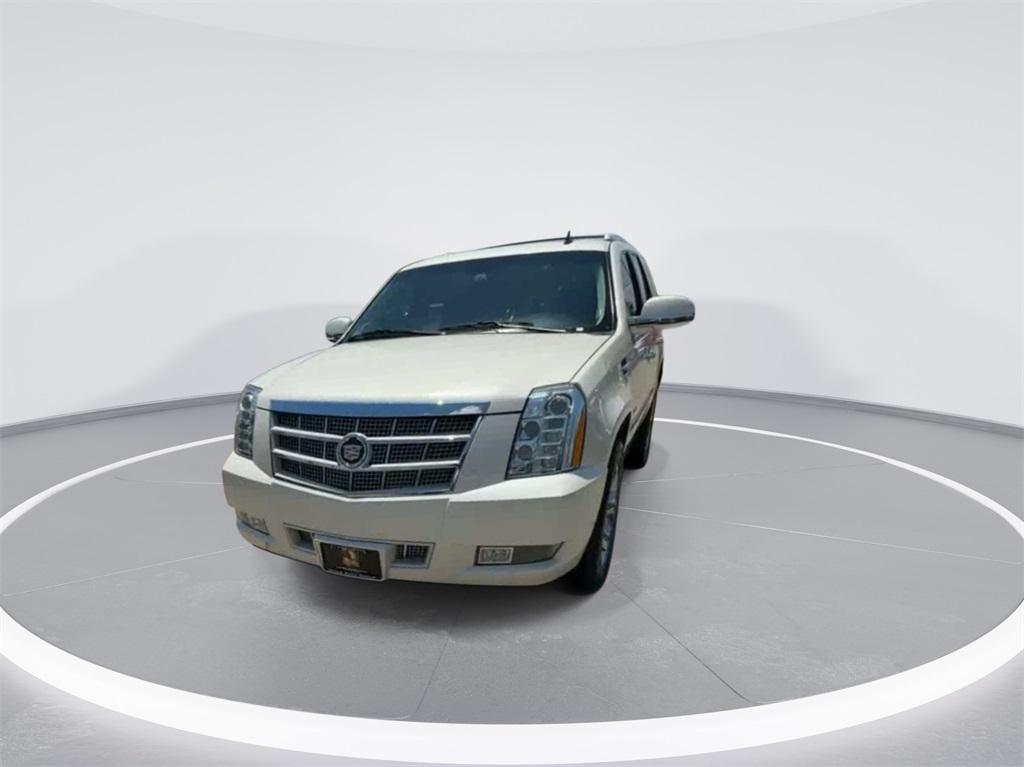 used 2013 Cadillac Escalade car, priced at $18,938