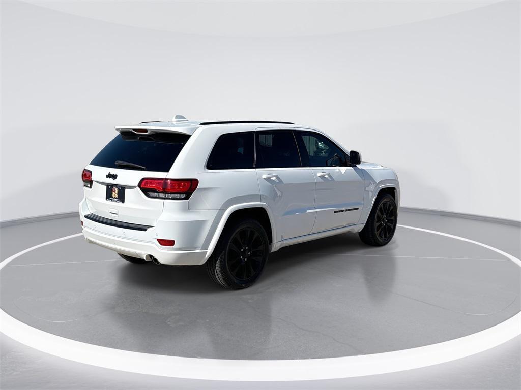 used 2017 Jeep Grand Cherokee car, priced at $15,740
