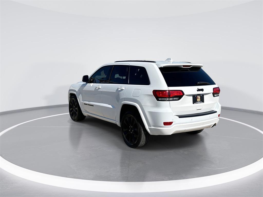 used 2017 Jeep Grand Cherokee car, priced at $15,740