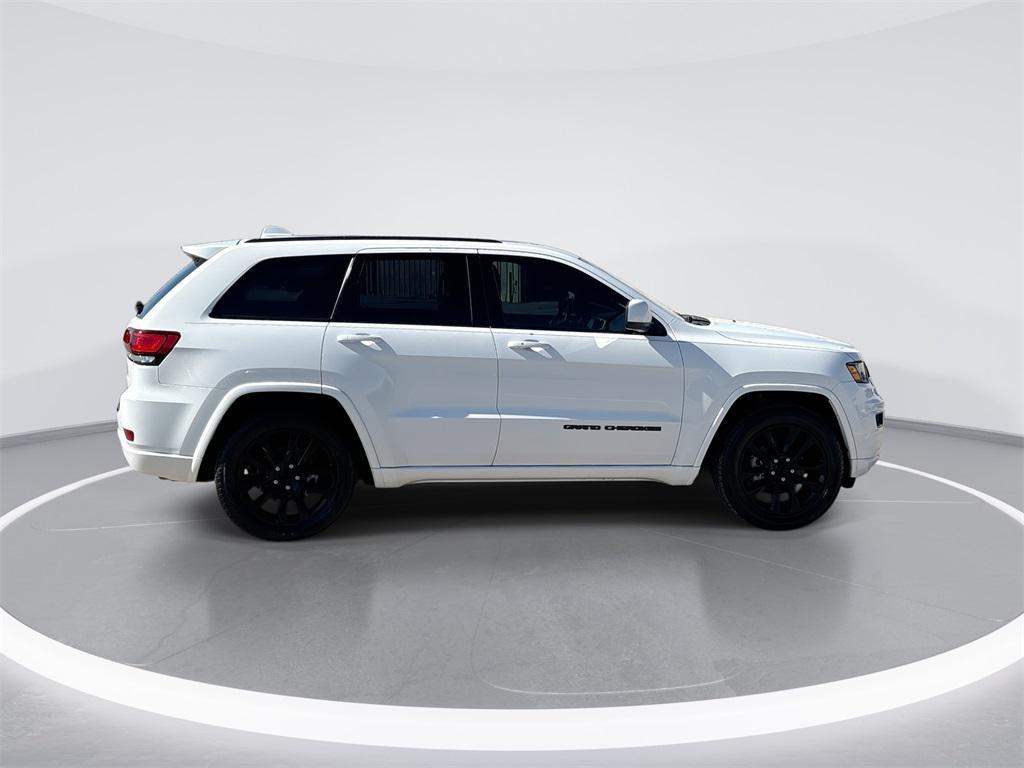 used 2017 Jeep Grand Cherokee car, priced at $15,740
