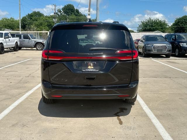used 2024 Chrysler Pacifica car, priced at $39,994