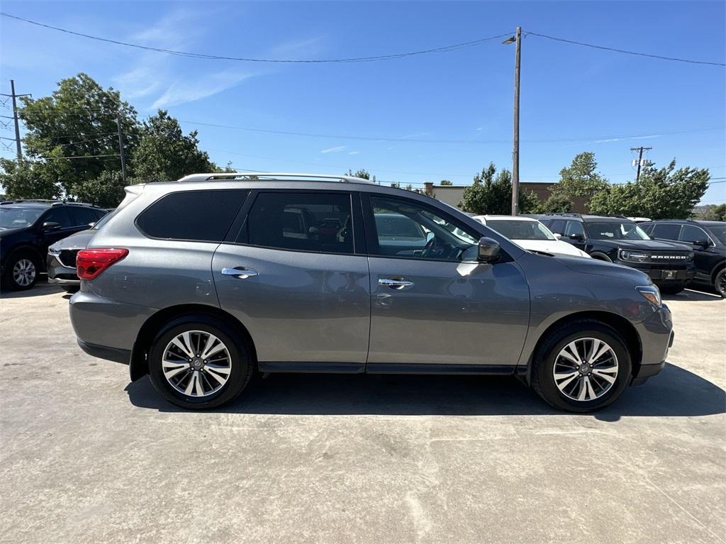 used 2020 Nissan Pathfinder car, priced at $21,299