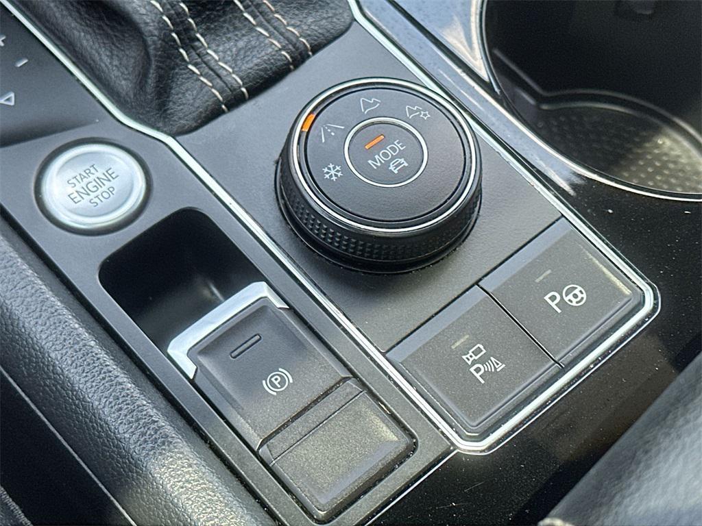 used 2021 Volkswagen Atlas Cross Sport car, priced at $25,790