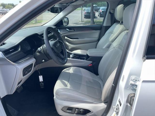 used 2023 Jeep Grand Cherokee car, priced at $42,999