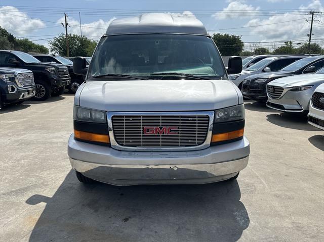 used 2004 GMC Savana 1500 car, priced at $16,999