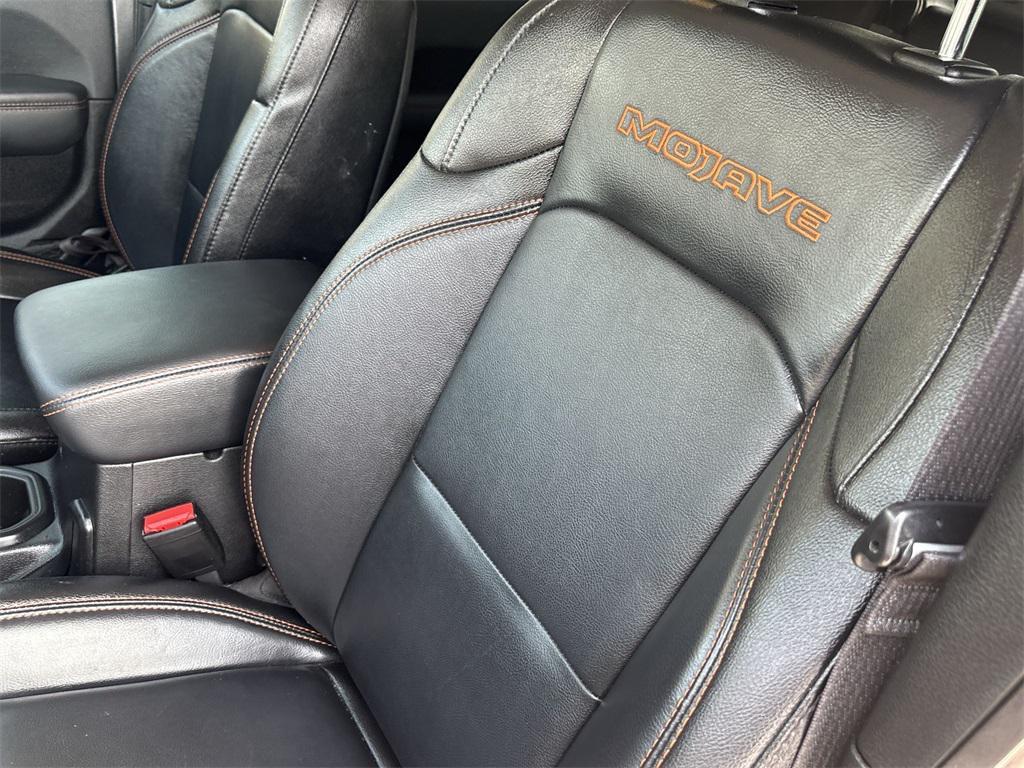used 2023 Jeep Gladiator car, priced at $37,998