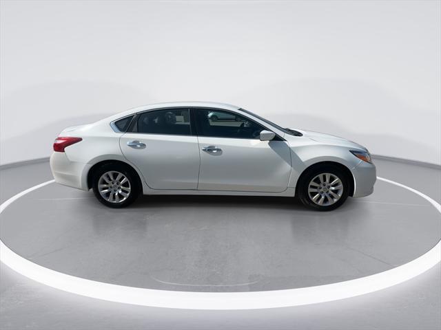 used 2018 Nissan Altima car, priced at $11,999