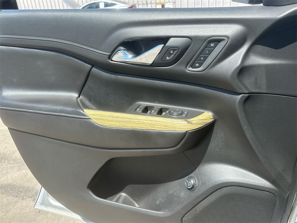 used 2019 GMC Acadia car, priced at $18,499