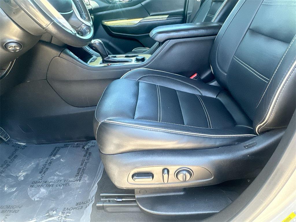 used 2019 GMC Acadia car, priced at $18,499