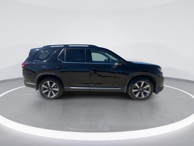 used 2025 Honda Pilot car, priced at $49,893