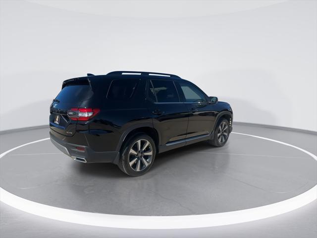 used 2025 Honda Pilot car, priced at $49,893
