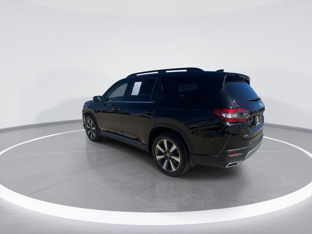used 2025 Honda Pilot car, priced at $49,893