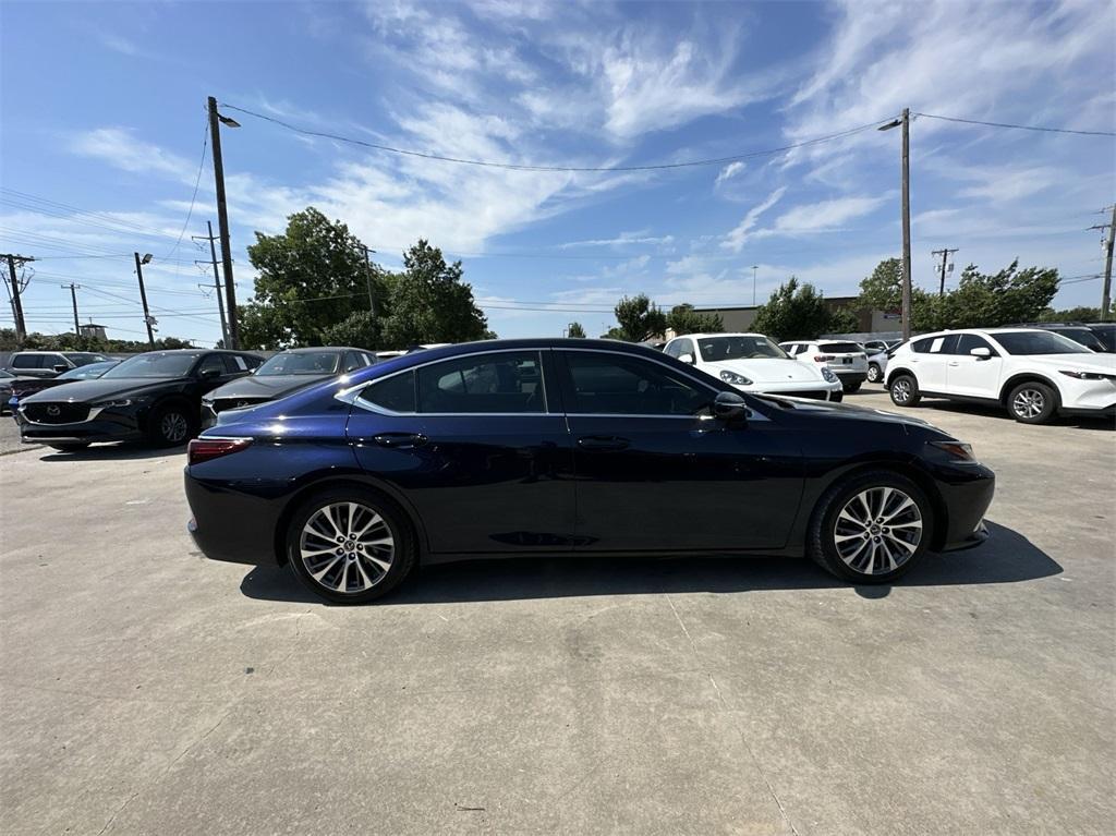 used 2019 Lexus ES 350 car, priced at $27,888