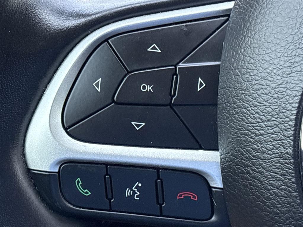 used 2020 Jeep Compass car, priced at $18,563