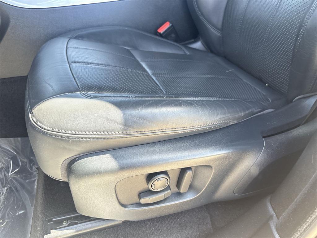 used 2019 Land Rover Range Rover Sport car, priced at $23,490