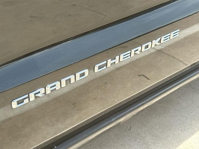 used 2015 Jeep Grand Cherokee car, priced at $13,494